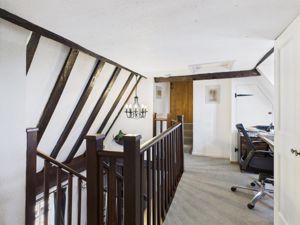 Top Floor landing- click for photo gallery